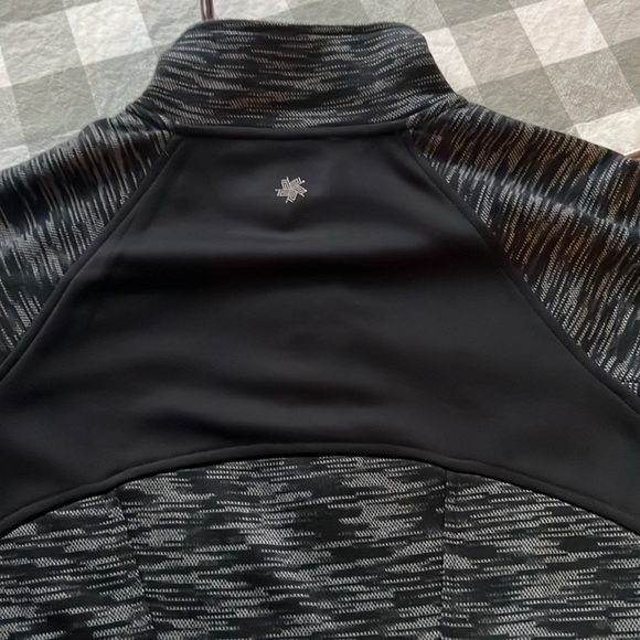 Tek Gear black & gray patterned jacket - Picture 6 of 6